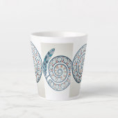 Kreis mit Feder Milchtasse (Vorderseite)