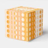 Kreise auf Streifen Orange Peach Ombre Herz Geschenkschachtel (Rückseite)