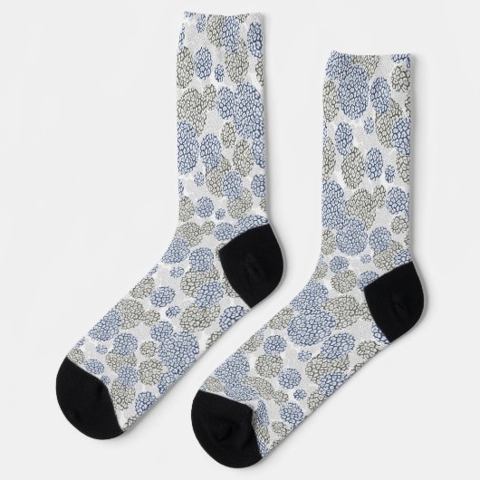 Kreise mit grauem und blauem Leopardendruck Socken (Linkes Detail)