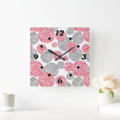 Kreise mit grauem und rotem Leopardenprint Quadratische Wanduhr (Zuhause)