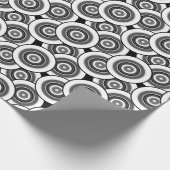 Kreise und Ringe geometrische schwarz-weiße Patter Geschenkpapier (Ecke)