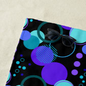 Kreise und Rundformen Muster in Schwarz Strandtuch (Beispiel)