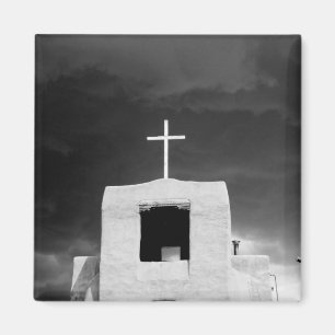 Kreuz auf der ältesten Kirche, San Miguel, Santa  Magnet