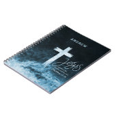 Kreuz auf Raging Water Scripture Verse Personalisi Notizblock (Linke Seite)