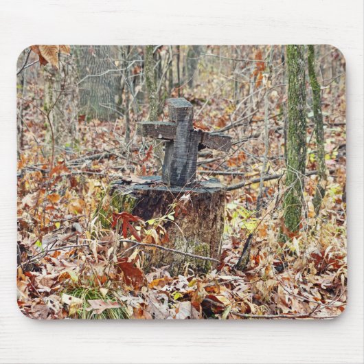 Kreuz im Wald Mousepad (Vorne)