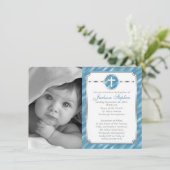 Kreuz in Circle Blue Boy Foto Taufe Einladung (Stehend Vorderseite)