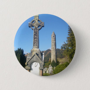 Kreuz und runder Turm Glendalough St. Kevins Button