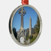 Kreuz und runder Turm Glendalough St. Kevins Ornament Aus Metall (Rechts)