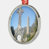 Kreuz und runder Turm Glendalough St. Kevins Ornament Aus Metall (Links)