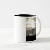 Kreuz Zweifarbige Tasse (VorderseiteRechts)
