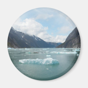 Kreuzendes Alaska innerhalb des Durchganges Magnet