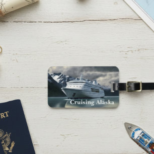 Kreuzfahrtschiff Alaska im Ozean Gepäckanhänger