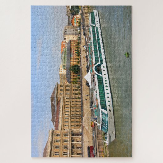 Kreuzfahrtschiff auf der Donau, Budapest, Ungarn Puzzle (Vertikal)