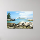 Kreuzfahrtschiff bei CocoCay Leinwanddruck (Vorderseite)