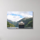 Kreuzfahrtschiff in Geirangerfjord Leinwand (Vorderseite)