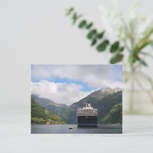 Kreuzfahrtschiff in Geirangerfjord Postkarte (Stehend Vorderseite)
