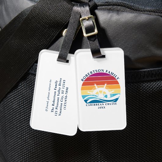 Kreuzfahrtschiff mit Rückwärtsfahrt Gepäckanhänger