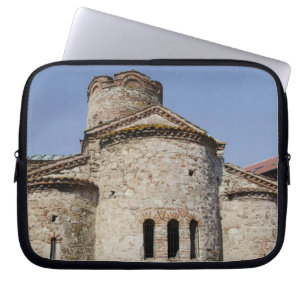 Kreuzförmige Kirche St. Johannes der Täufer Laptopschutzhülle
