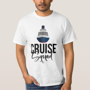 Kreuzplatz mit großem Schiff für Familienurlaub T-Shirt