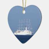 Kreuzschiff mit Segeln Keramik Ornament (Links)