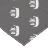 Kreuzschiffe/Langboot mit benutzerdefinierter Hint Tischdecke (Schrägansicht)