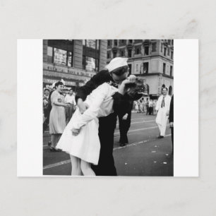Krieg im Times Square auf Wiedersehen küssen Postkarte