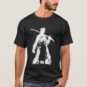 Kriegersilhouette mit Schwertkunst T-Shirt