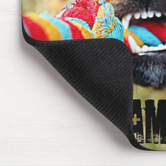 Kriegs-Chihuahua des Schlepper-O Mousepad (Ecke)