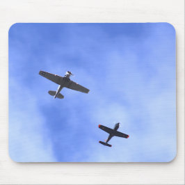 Kriegsflugzeug Mousepad