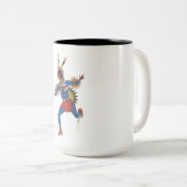 Kriegstanz (oder Der Läufer) Zweifarbige Tasse (VorderseiteRechts)