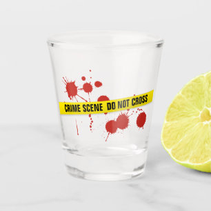 Kriminalszene Schnapsglas