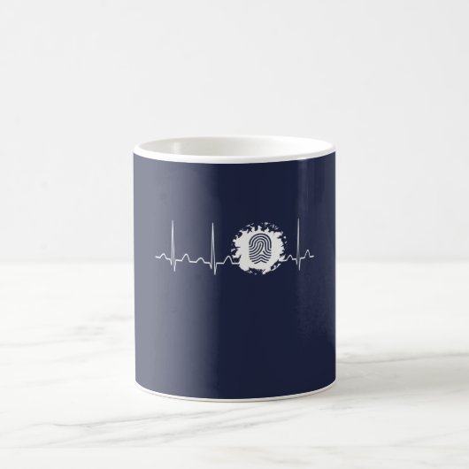 Kriminologe-Herzschlag Kaffeetasse (Mittel)