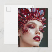 Kristallmaske Frau mit Mineralkristallen Feiertagspostkarte (Vorne/Hinten)