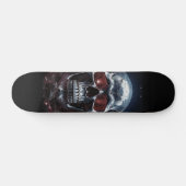 Kristallschädel mit Ruby Red Eyes Skateboard (Horizontal)