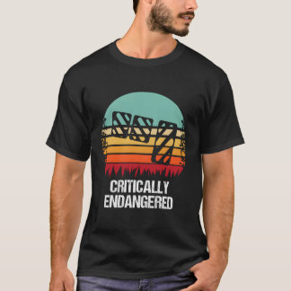Kritisch gefährdete Uals drei Pedale T-Shirt