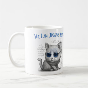 Kritische Katze beurteilt dich Blau Text Kaffeetasse