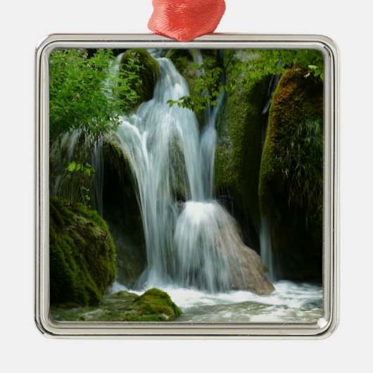 Kroatien-780 Silbernes Ornament (Vorne)