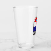 Kroatische Flaggenmarke gestört Vintag Glas (Rechts)