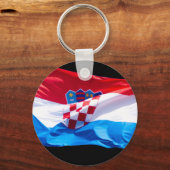 Kroatische Flaggenwinde im Wind Schlüsselanhänger (Vorderseite)