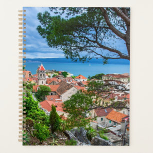 Kroatische Stadt Omis. Planer