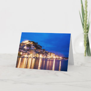 kroatische Stadt Sibenik in der Nacht Feiertagskarte