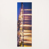 kroatische Stadt Sibenik in der Nacht. Yogamatte (Rückseite)