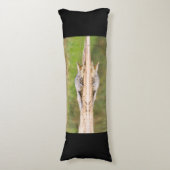 Krokodil Seitenschläferkissen (Vorderseite Vertikal)