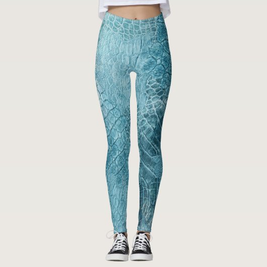 Krokodile Batik: Texturierte Stoffkunst Leggings (Vorderseite)