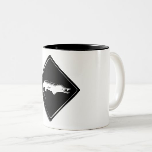 Krokodile-Zeichen-Tasse Zweifarbige Tasse (VorderseiteRechts)