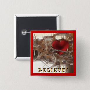 Kronen der Hörner und Herzknopf Button