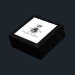 Kronenschrift für das Queen Bee Logo Erinnerungskiste<br><div class="desc">Hübsch Moderner handgeschriebener Skriptname mit illustriertem Logo-Sake oder Schmuckkasten für Königin und Kronen. Fügen Sie einfach Ihren Namen in diesen hübschen Skriptsignaturtyp ein. Die vollständige Auflistung dieses Designs finden Sie unter: https://www.zazzle.com/collections/queen_bee_crown_script_name_office_suite-119952035297871953</div>