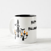 Kronleuchter von Halloween-Kerzen und Fledermäusen Zweifarbige Tasse (Vorderseite Links)