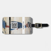 Kroyer - Little Girl on Skagen Beach - QR-Code Gepäckanhänger (Vorderseite horizontal)