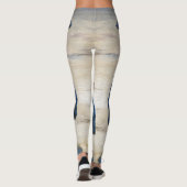 Kroyer - Little Girl stehend am Skagen Beach Leggings (Rückseite)
